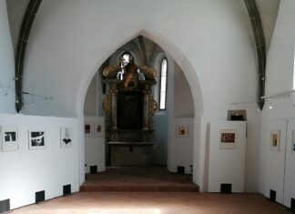 EAST – WEST / Kulturforum Bern