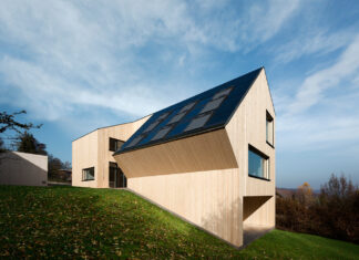 17. Salon der Holzbauten / Kulturforum Bratislava