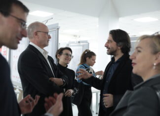 Prishtina, Mish Mash / Botschaft Pristina