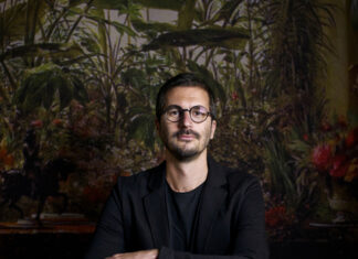 AM WELTENRAND SITZEN DIE MENSCHEN UND LACHEN / Kulturforum New York