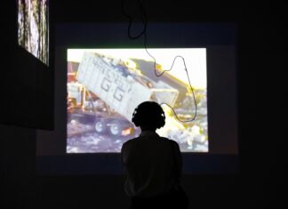 Dialog durch Videokunst / Botschaft Bangkok