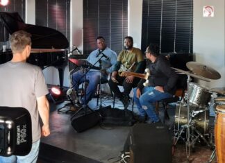 Musikalischer Besuch in Südafrika / Botschaft Pretoria