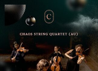 Classix Festival 2024 / Kulturforum Bukarest Das Bild zeigt das Chaos String Quartet (drei Frauen und ein Mann) in einem dunkel beleuchteten Raum mit ihren Streichinstrumenten.