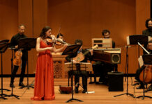 Solistin Danka Nikolic in Bogotá / Botschaft Bogota Das Bild zeigt den Konzertauftritt von Danka Nikolic im Teatro Mayor Julio Mario mit der Ensemble Barroco von Bogotá.