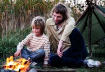 Imagine Film / Kulturforum Belgrad Das Bild zeigt eine Szene aus dem Film „Rickerl“ mit Voodoo Jürgens