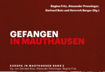 Gefangen in Mauthausen / Kulturforum Paris Bei dem Bild handelt es sich um ein Buchcover in Farbe. Ein Originalfotos aus der NS-Zeit, das Häftlinge eines nationalsozialistischen Konzentrationslagers zeigt. Auch der Buchtitel „Gefangen in Mauthausen“ ist darauf abgedruckt.