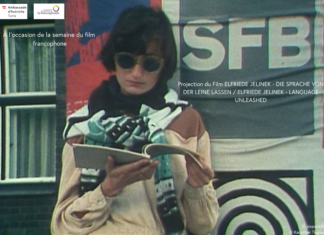 Österreichischer Dokumentarfilm „Elfriede JELINEK – Die Sprache von der Leine lassen“ / Österreichische Botschaft Tunis Das Bild zeigt eine Porträtaufnahme von Elfriede Jelinek aus dem Dokumentarfilm und die Logos der Botschaft sowie der Francophonie.