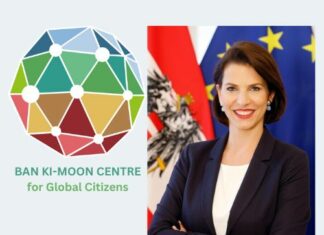 Podiumsdiskussion “Food Security & Food System Resilience” / Kulturforum New York Das Bild zeigt das Logo des Ban Ki-moon Centre for Global Citizens auf der linken Hälfte, und Karoline Edtstadler, Bundesministerin für EU und Verfassung im Bundeskanzleramt der Republik Österreich, auf der rechten Bildhälfte