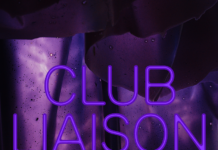 Club Liaison / Botschaft Seoul • Sattviolette Latexvorhänge, davor der Schriftzug „Club Liaison“ in Neonlettern