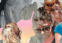 Ausstellung „ACT THREE“ / Kulturforum Bratislava Das Bild zeigt das Gemälde von Martin Veigl „street romance 2024“, Öl auf Leinwand. Es zeigt eine braunhaarige Frau mit Sonnenbrille in blauem T-Shirt von vorne umgeben von zwei brünetten Frauen und einem weißhaarigen Mann mit Kappe, die von der Seite bzw. von hinten zu sehen sind.