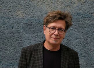 Literaturfestival FILIT / Botschaft Chisinau Das Bild zeigt den österreichischen Autor FRANZOBEL.