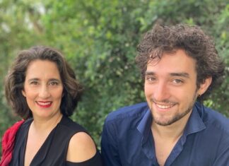 Konzert von Shira Karmon und Alexander Vounelakos / Kulturforum New York Das Bild zeigt die Musikerin Shira Karmon und den Musiker Alexander Vounelakos.