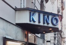 Europa im Bild, Europa in Wien / Kulturforum Brüssel Das Bild zeigt die Fassade eines Kinos in Wien.