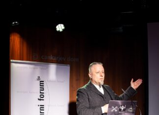 Vortrag Marcus Stiglegger/ Kulturforum Laibach Das Bild zeigt Marcus Stiglegger bei seinem Vortrag