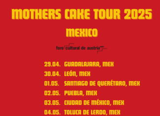 Mother’s Cake Konzerttournee / Kulturforum Mexiko Im Vordergrund drei Bandmitglieder, Auflistung der Daten der Konzerttournee auf rotem Hintergrund.