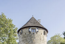 Denkmalpflege Ungarn-Niederösterreich / Kulturforum Budapest Das Bild zeigt den Wehrturm in Leiben bei Melk.