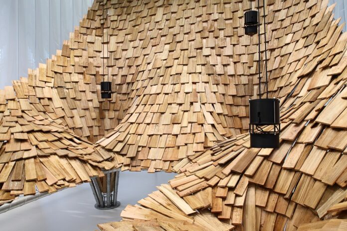 @Zita Oberwalder Das Bild zeigt die Struktur aus Holz.