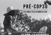 Fotoausstellung / Botschaft Brasilia Das Bild zeigt das Plakat der Ausstellung. Als Hintergrund ein SchwarzWeissFoto eines brasilianischen Bauern am Feld, darüber gelegt die Informationen zur Ausstellung.