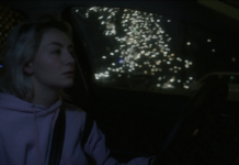 36. Internationales Filmfestival FID Marseille / Kulturforum Paris Das Bild zeigt eine Frau am Steuer in der Nacht