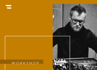 ‚His greatest hits – Strauss remixed’ / Österreichische Kulturplattform Arabischer Raum Das Bild zeigt den orangefarbenen Veranstaltungsflyer mit dem Titel des Events sowie einem Schwarz-Weiß-Foto von Patrick Pulsinger