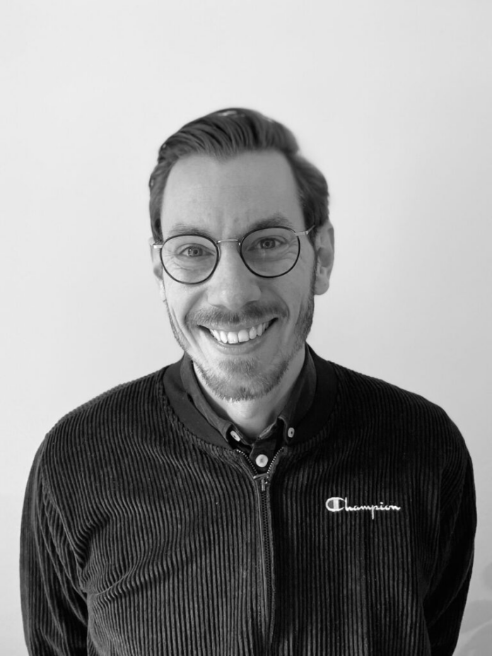 Bild: Midpoint Institute / Wouter Jansen Das Bild zeigt ein Schwarz-Weiß-Porträt von Wouter Jansen.