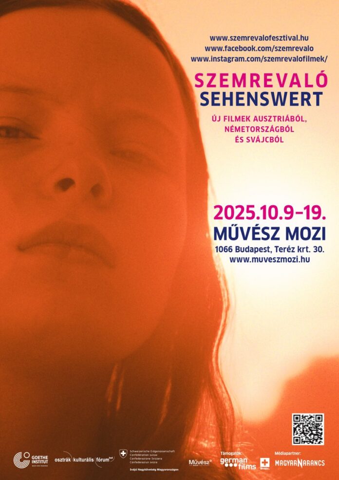 Das Bild zeigt das Plakat des Filmfestivals in oranger Farbe.