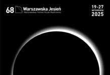 Warschauer Herbst / Kulturforum Warschau Das Bild zeigt das offizielle Festivalplakat des Warschauer Herbst 2025: Ein schwarzer Hintergrund mit einem großen Kreis, der nur durch einen dünnen, weiß leuchtenden Ring sichtbar wird und an eine Sonnenfinsternis erinnert. In den Ecken stehen in weißer Schrift die Angaben „68 Warszawska Jesień – Międzynarodowy Festiwal Muzyki Współczesnej“, „19–27 września 2025“ sowie die englische Übersetzung „68 Warsaw Autumn – International Festival of Contemporary Music, 19–27 September 2025“.