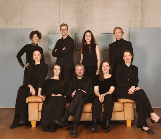 Konzertreihe Beat Furrer / Kulturforum Paris Das Bild zeigt das Ensemble Cantando Admont.