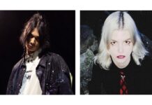 Kenji Araki und Antonia XM in Tokio / Kulturforum Tokio Den Künstler Kenji Araki und die Künstlerin Antonia XM. Kenji Araki blickt mit leicht gesenktem Haupt in die Kamera, sein langes schwarzes Haar hängt ins Gesicht. Er trägt eine schwarze Jeansweste mit Farbspritzern und ein weißes Shirt, ebenfalls mit Farbspritzern. Der Hintergrund ist Dunkel, von hinten strahlt den Künstler Licht an. Die Künstlerin Antonia XM blickt von unten hinauf in die Kamera, ihr Haar ist weißblond, ihre Haut sehr hell, ihr Make-up weist unter jedem Auge eine schwarze Träne auf, ihre Lippen sind dunkelrot. Sie trägt eine schwarze Bluse und eine rot-schwarze Krawatte. Der Hintergrund besteht aus Felsen.