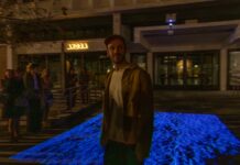 Water Movement Nicosia / Botschaft Nikosia Das Bild zeigt: Der Künstler Maurice Cazzolli präsentiert sein Werk Water Movement Nicosia.