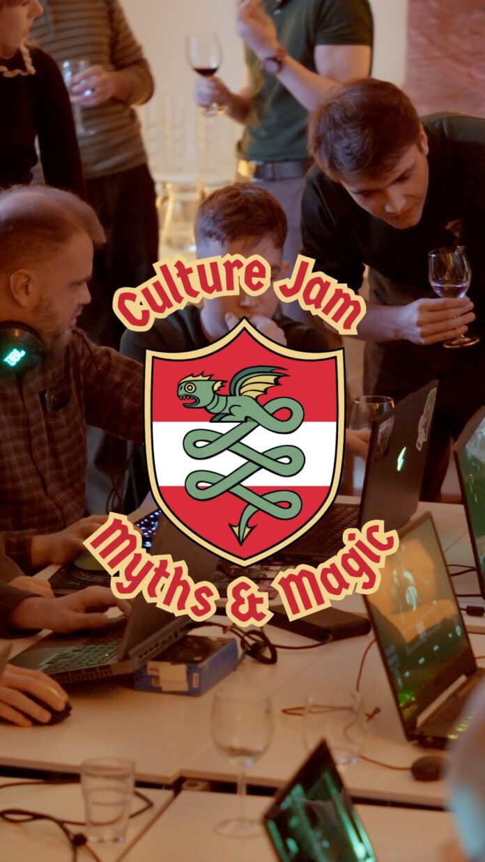 Mehrere junge Erwachsene sitzen und stehen um einen großen Tisch und arbeiten gemeinsam an Laptops. Einige schauen auf die Bildschirme, andere beugen sich über die Arbeitsplätze und diskutieren. Die Szene vermittelt eine konzentrierte, lebendige Arbeitsatmosphäre bei einem gemeinsamen Projekt. In der Mitte des Bildes ist ein großes grafisches Logo eingeblendet: ein Wappen im Stil eines mittelalterlichen Schildes, in den Farben der österreichischen Flagge Rot-Weiß-Rot, mit einem stilisierten grünen Drachen in der Mitte. Über und unter dem Wappen steht der Schriftzug „Culture Jam – Myths & Magic“.