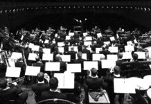 The Sound of Ambition / Kulturforum Washington Dieses Bild zeigt Andris Nelsons bei der Leitung des Orchesters der Wiener Staatsoper und der Wiener Philharmoniker im Rahmen der Aufführung von Richard Strauss’ „Salome“ am Samstagabend, 1. März 2014, in der Carnegie Hall. Die Aufführung ist Teil des Festivals Vienna: City of Dreams.