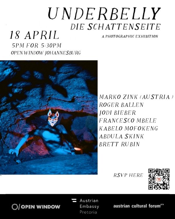 Das Bild zeigt eine Einladung zu einer Ausstellung. Es handelt sich um eine Bearbeitung eines Fotos von Marko Zink, die Informationen zur Veranstaltung sowie zu den sieben Künstlern enthält, die ausstellen werden.