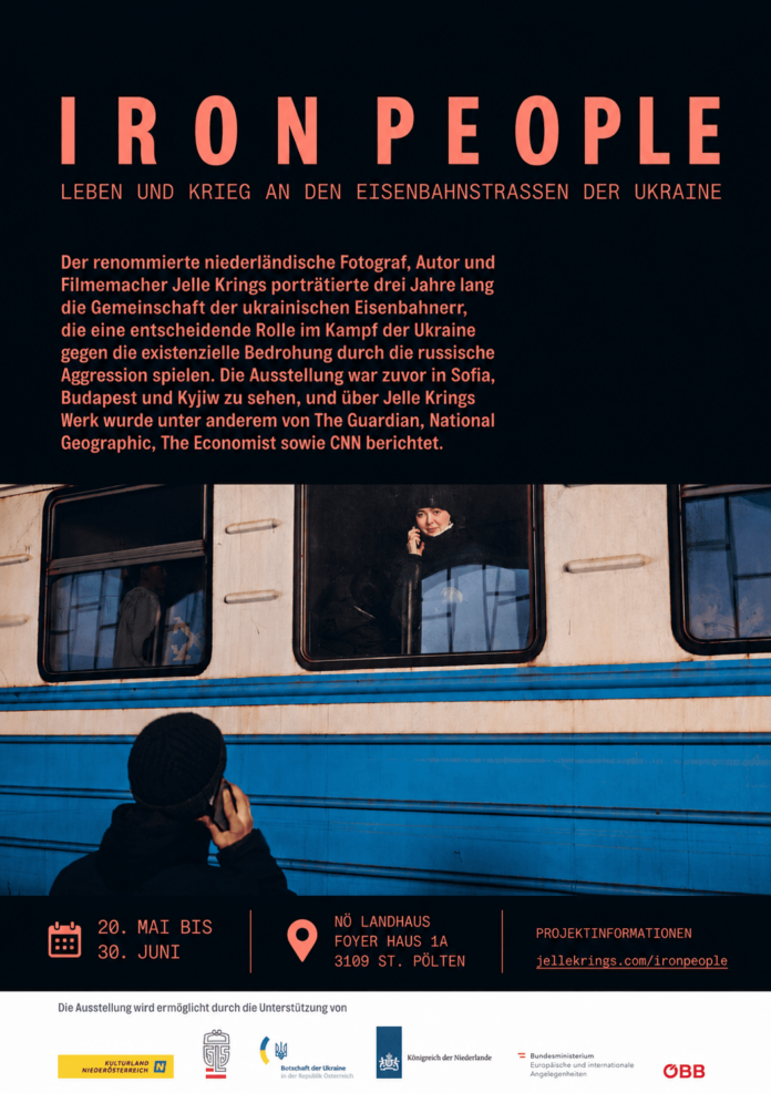 Das Foto zeigt die Einladung zur Ausstellungseröffnung.
