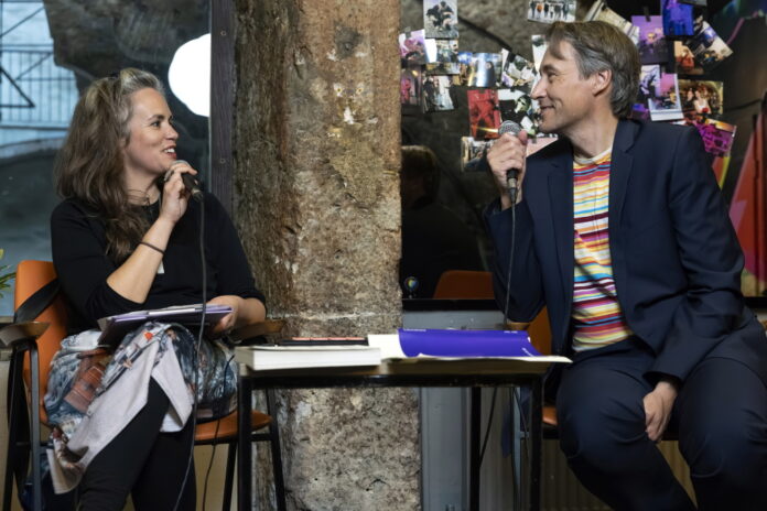Bild: Nada Zgank Das Bild zeigt die Autorin Natascha Gangl und den Autor Aleš Šteger