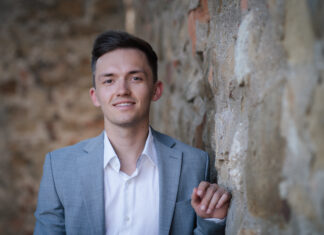 Orgelkonzert / Kulturforum Mailand Das Bild zeigt Daniel Freistetter, Dirigent und Organist.