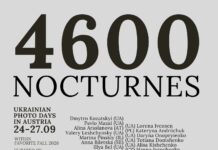 4600 NOCTURNES / Ukraine Office Austria Auf dem Foto ist schwarz-weiße Poster von 4600 Nocturnes zu sehen. Es beinhaltet neben den Ausstellungsdaten die Namen der Künstlerinnen und Künstler sowie eine Kurzbeschreibung. Umrahmt wir es von den Sponsorinnen und Sponsoren des Projektes.